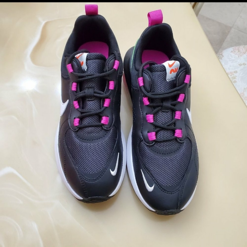 100% Authentic Nike Air Max Verona - Picture 5 of 15